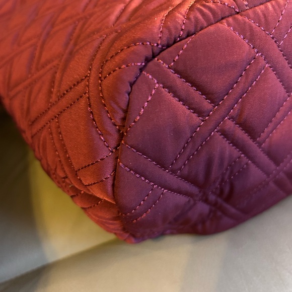 Vera Bradley Large Iconic Vera Tote Microfiber Raisin Retired EUC READ - Picture 7 of 16